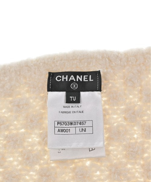 CHANEL Winter scarves