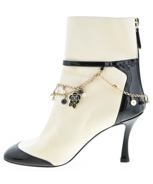 CHANEL Boots