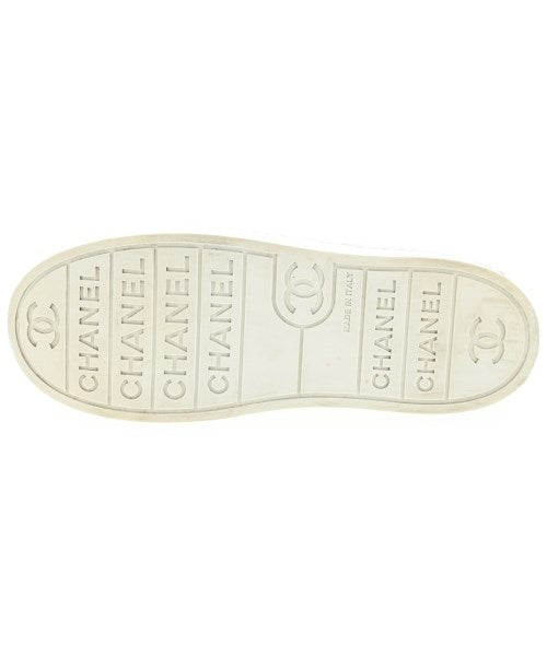 CHANEL Sneakers
