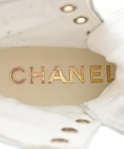 CHANEL Sneakers