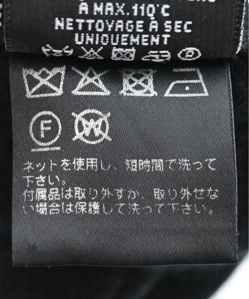 CHANEL Knitted caps/Beanie