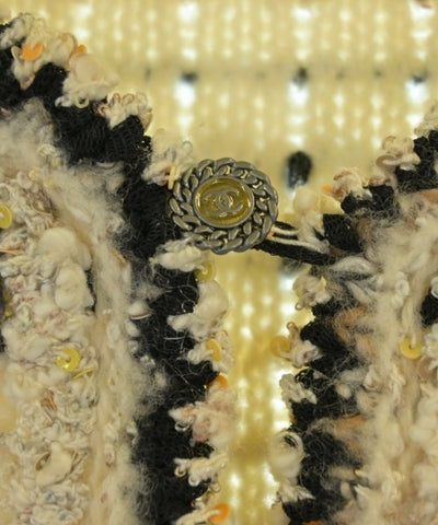 CHANEL Collarless jackets