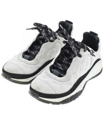 CHANEL Sneakers