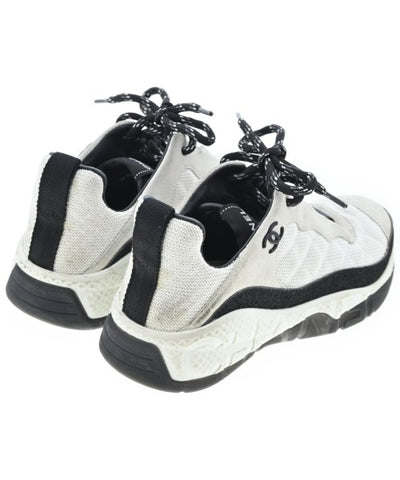 CHANEL Sneakers
