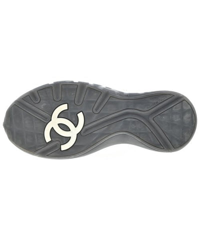 CHANEL Sneakers