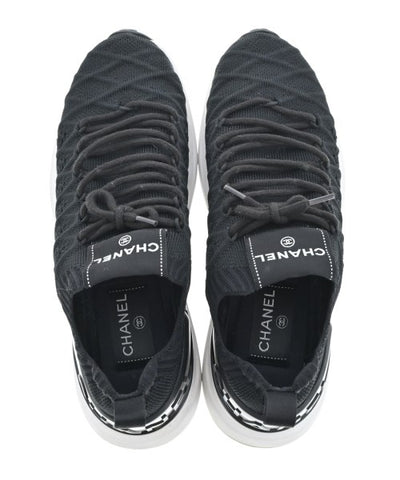 CHANEL Sneakers