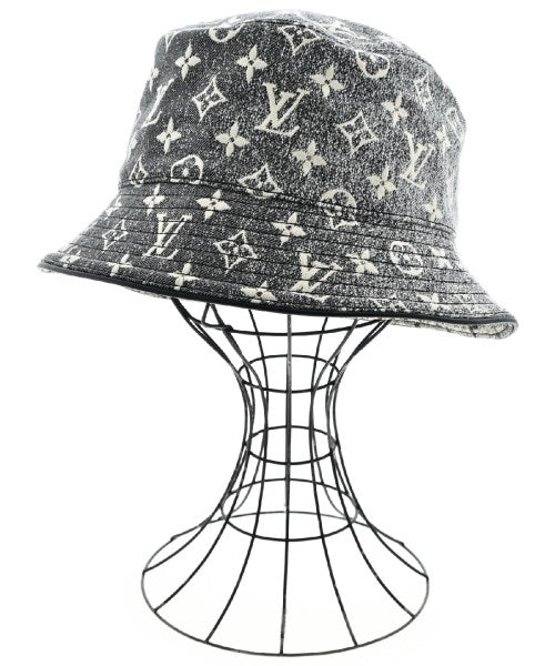 LOUIS VUITTON Hats