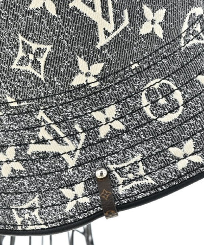 LOUIS VUITTON Hats