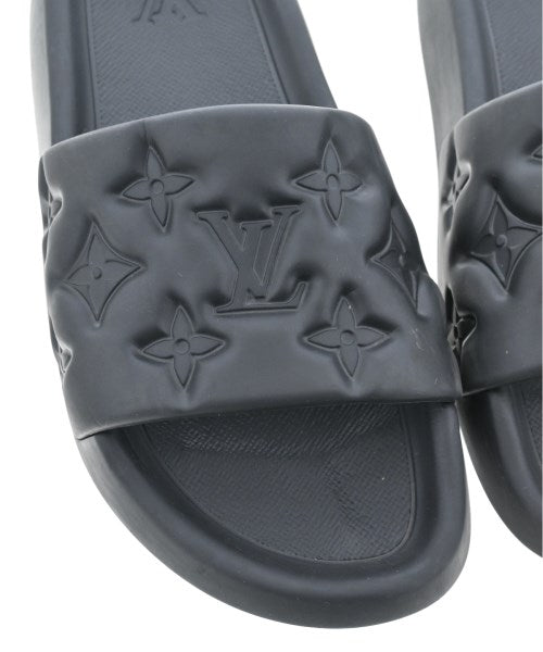 LOUIS VUITTON Sandals