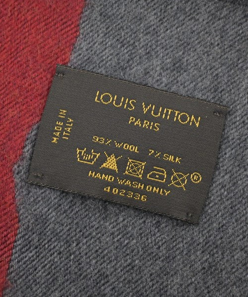 LOUIS VUITTON Winter scarves