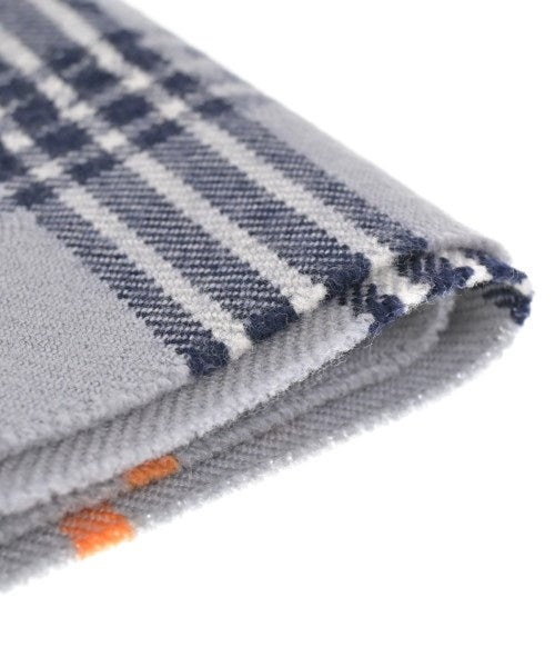 LOUIS VUITTON Winter scarves