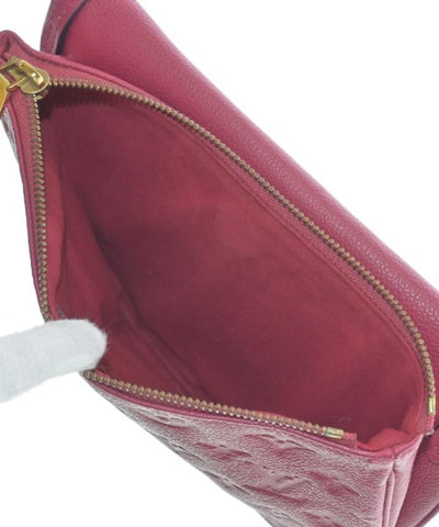 LOUIS VUITTON Shoulder bags