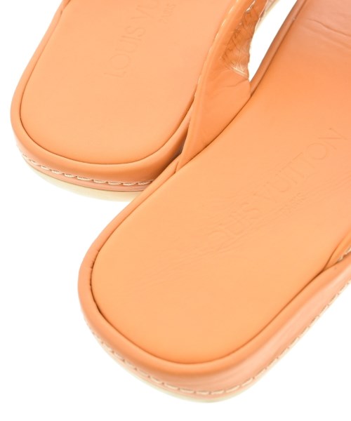LOUIS VUITTON Sandals