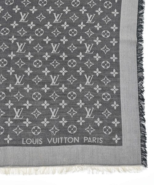 LOUIS VUITTON Stoles