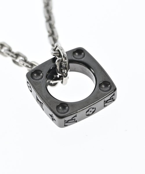 LOUIS VUITTON Necklaces