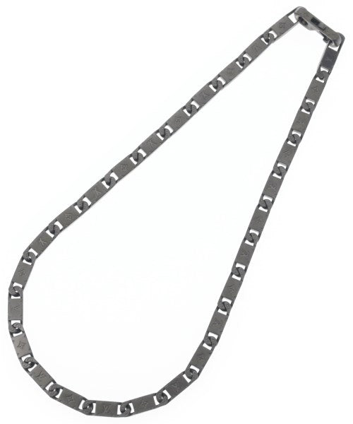 LOUIS VUITTON Necklaces
