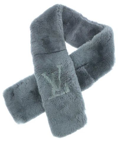 LOUIS VUITTON Winter scarves
