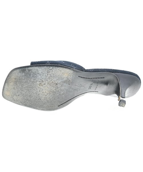 LOUIS VUITTON Pumps/Heels