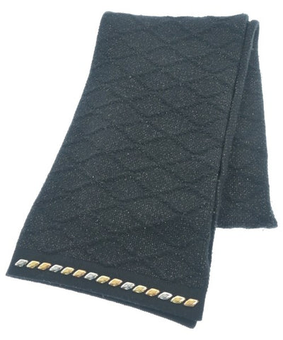 LOUIS VUITTON Winter scarves