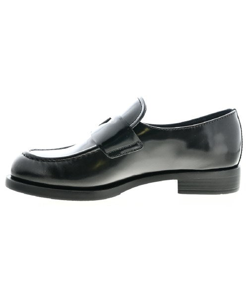 PRADA Dress shoes/Loafers