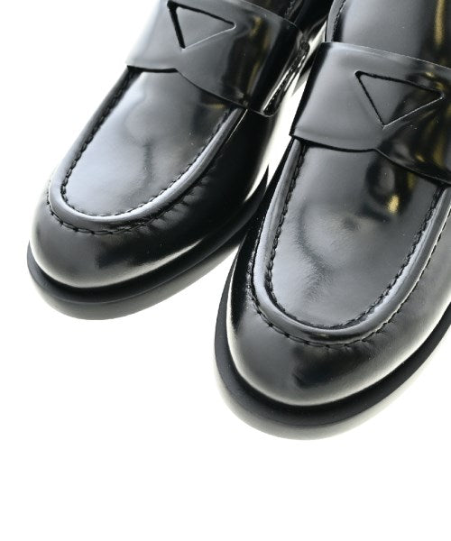 PRADA Dress shoes/Loafers