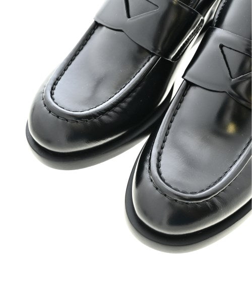 PRADA Dress shoes/Loafers