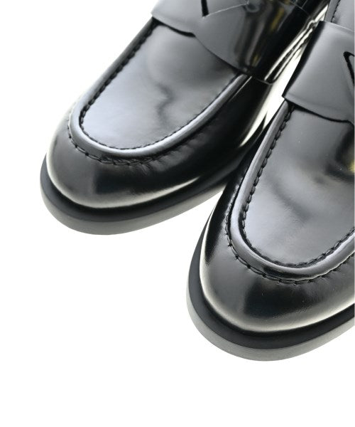 PRADA Dress shoes/Loafers