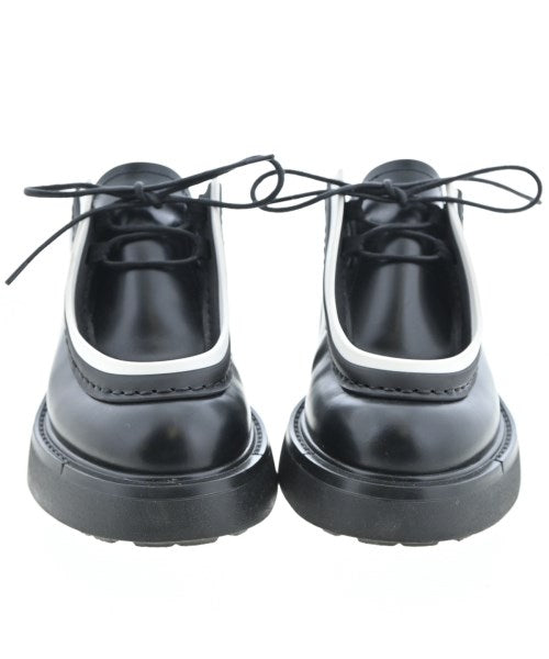 PRADA Dress shoes/Loafers