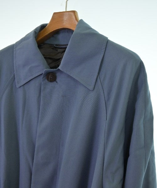 Salvatore Ferragamo Soutien collar coats