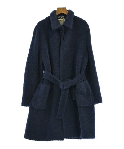 Salvatore Ferragamo Soutien collar coats