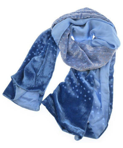 ARMANI COLLEZIONI Winter scarves