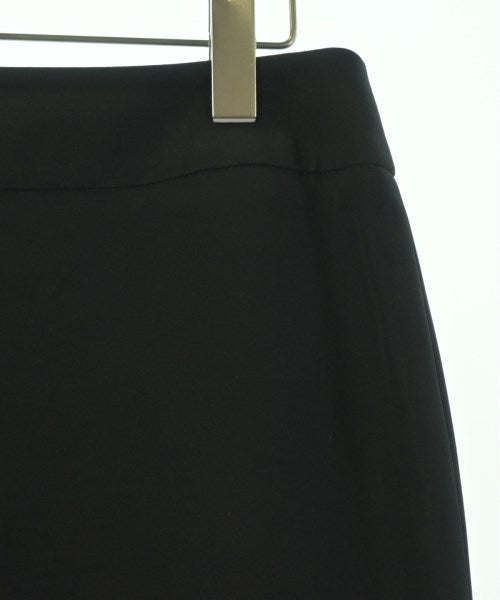 ARMANI COLLEZIONI Knee length skirts