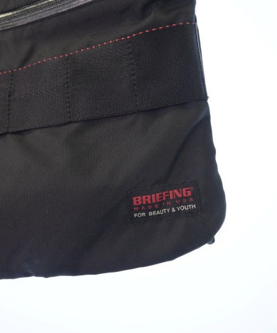 BRIEFING Totes