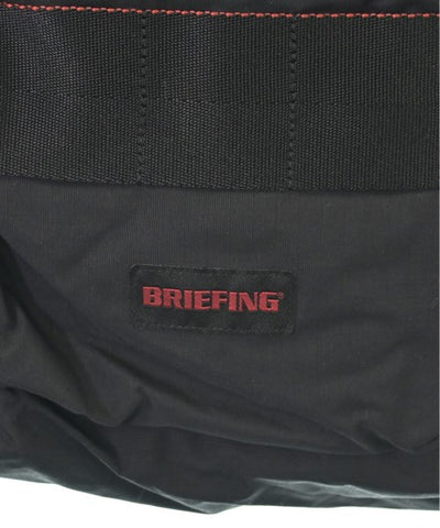 BRIEFING Totes