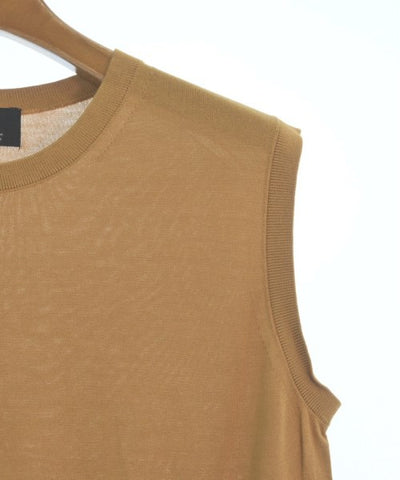 wb Sleeveless tops