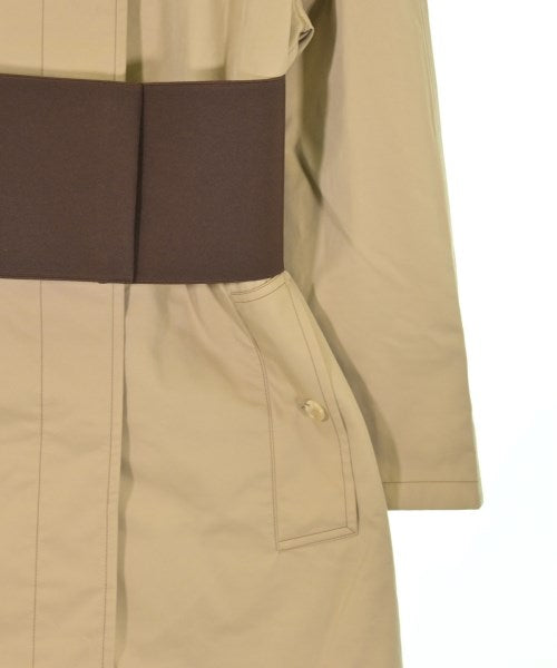 BURBERRY Soutien collar coats