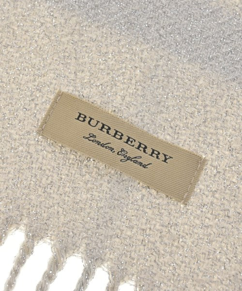 BURBERRY Winter scarves