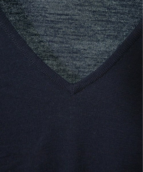 JOHN SMEDLEY Sweaters