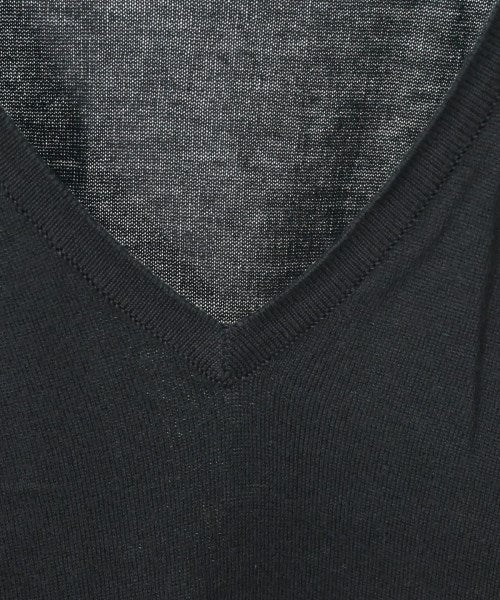 JOHN SMEDLEY Sweaters