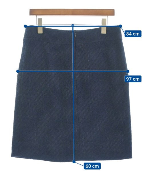 AKRIS punto Knee length skirts
