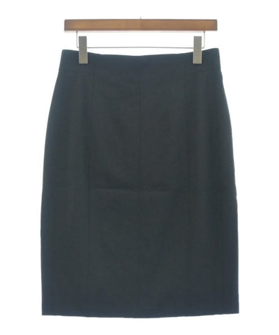 AKRIS punto Knee length skirts