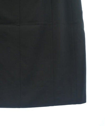 AKRIS punto Knee length skirts