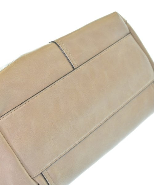 EVEX By KRIZIA Totes