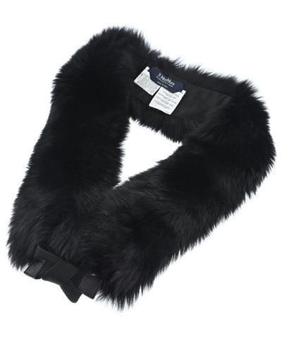 'S Max Mara Winter scarves