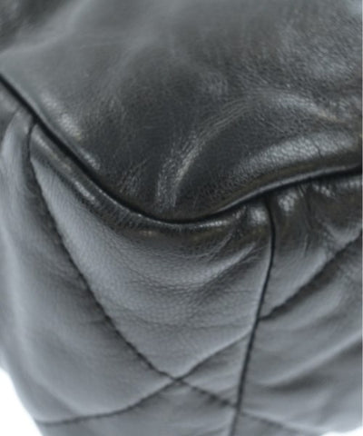 CHANEL Shoulder bags