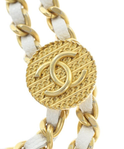 CHANEL Shoulder bags