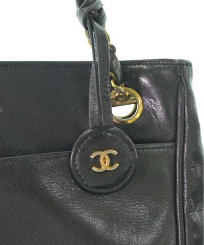 CHANEL Shoulder bags