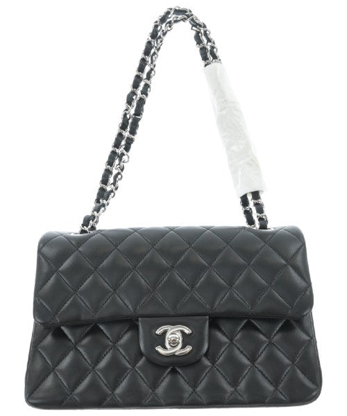 CHANEL Shoulder bags