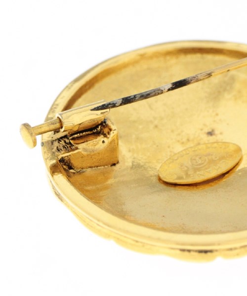 CHANEL Brooches/Corsages