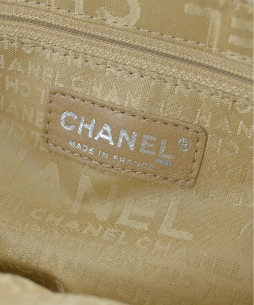 CHANEL Shoulder bags